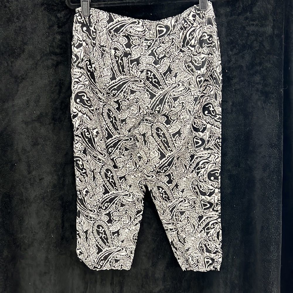 Croft and barrow Capris - Picture 2 of 3